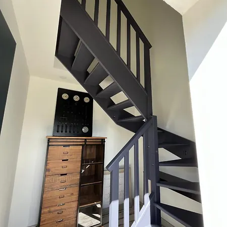 L'escapade - Paris 20 Min - 25 Min - Gare 3 Min à Pied - Parking - Confortable&moderne - Free Wifi Appartement