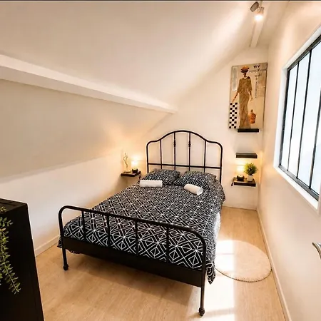 Apartment L'escapade - Paris 20 Min - 25 Min - Gare 3 Min A Pied - Parking - Confortable & Moderne - Free Wifi *